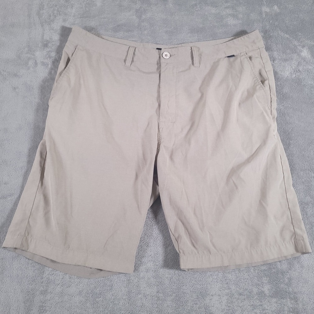 Travis Mathew Shorts Mens 38 Khaki Beige Performance Golf Casual‎ Stretch Chino